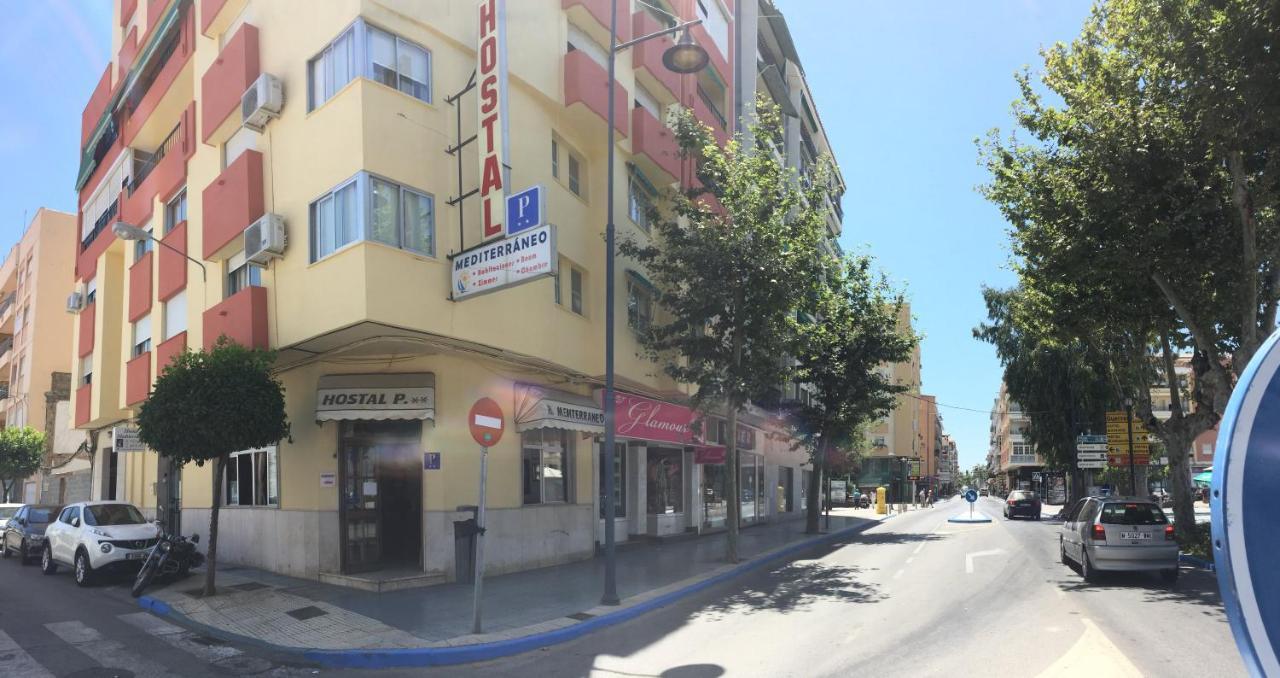 Pensión Mediterraneo Torre Del Mar Exterior foto